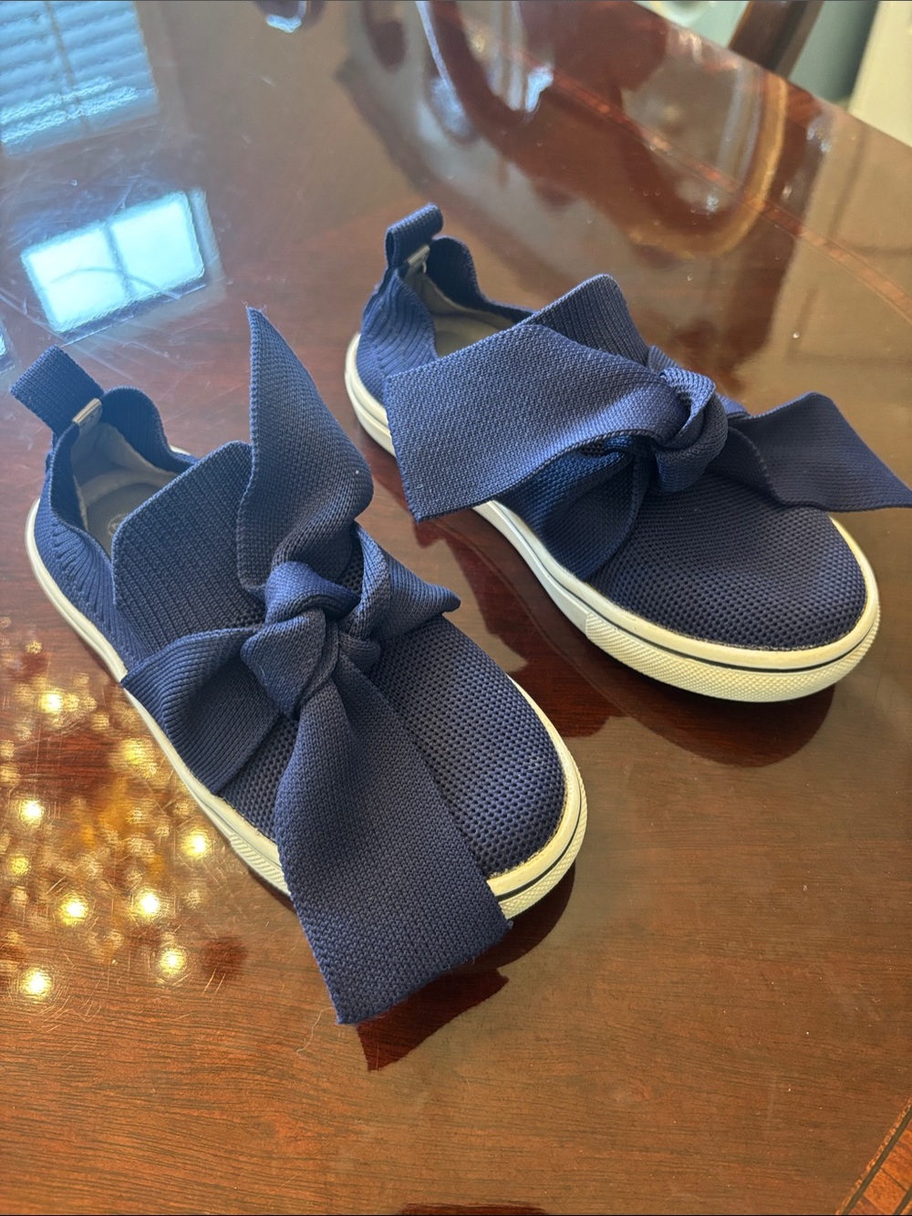 bernie mev. Girls Navy Knit Bow Slip-On Sneakers